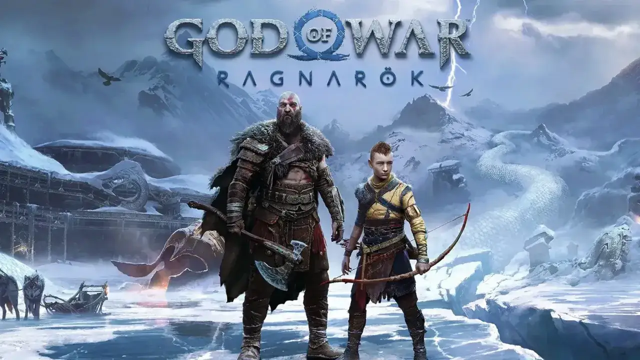 Kratos y Atreus en un paisaje nevado, listos para la aventura de God of War Ragnarok. El platino espera a los más valientes.